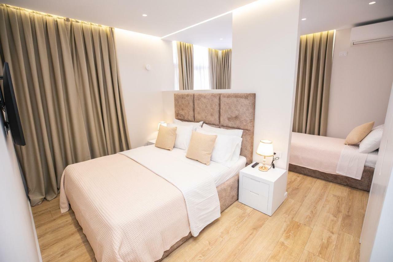 Hotel Elior Tirana Esterno foto